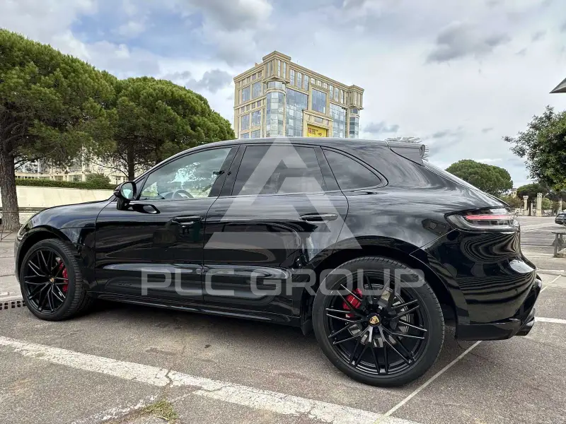 2021 Porsche MACAN
