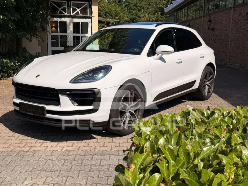 2021 Porsche MACAN