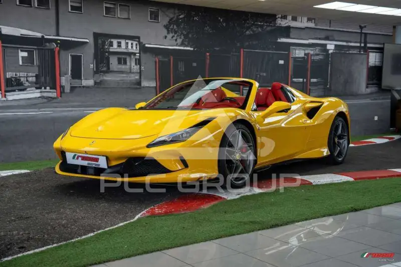 2021 Ferrari F8
