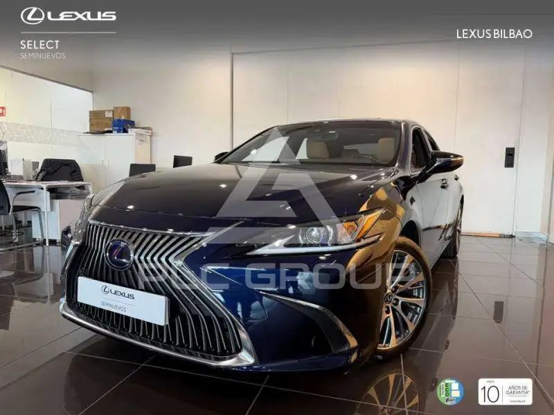 2021 Lexus ES300