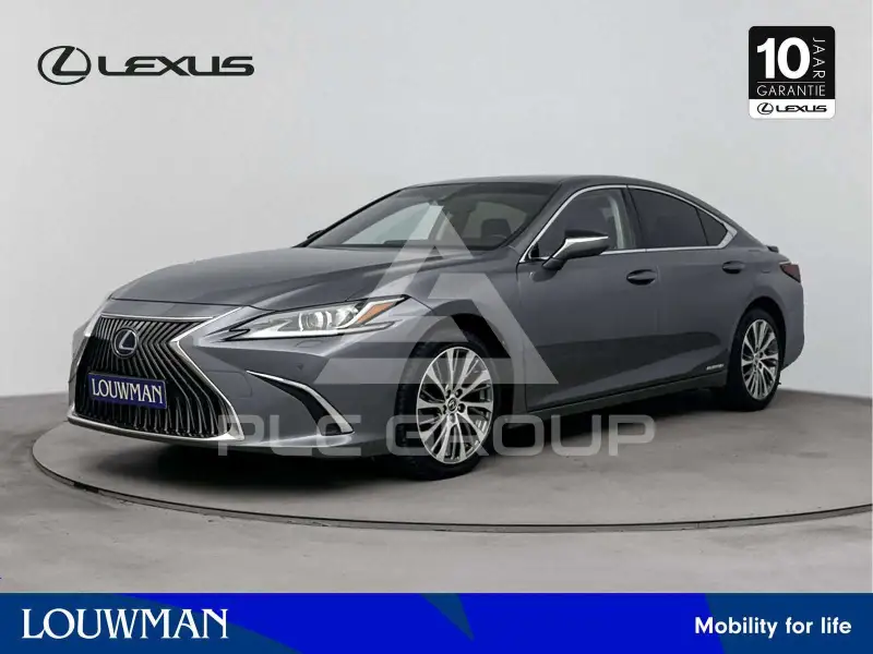 2021 Lexus ES300