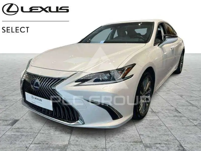 2021 Lexus ES300