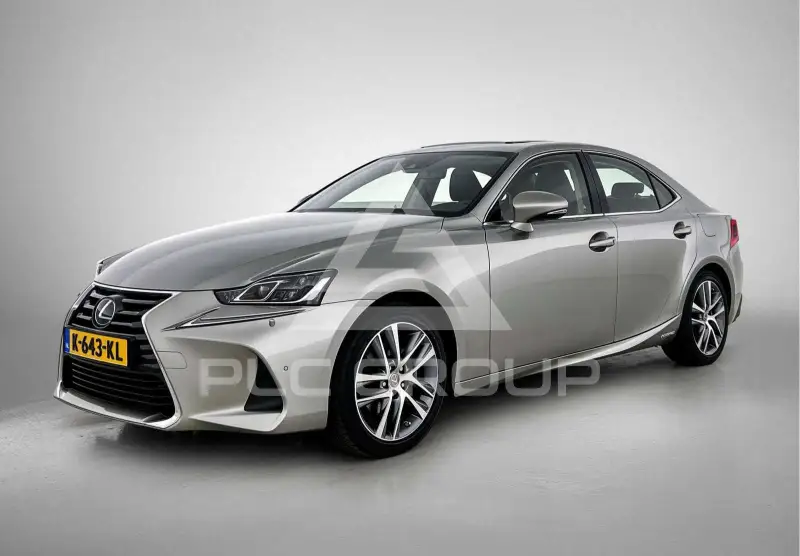 2021 Lexus IS300