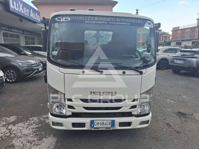 2021 Isuzu 