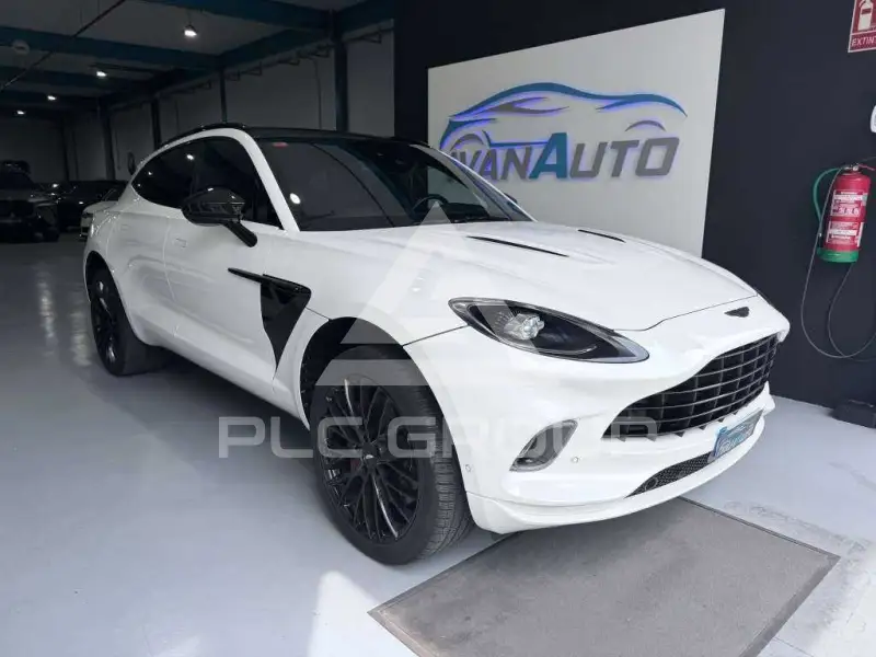 2021 Aston Martin DBX
