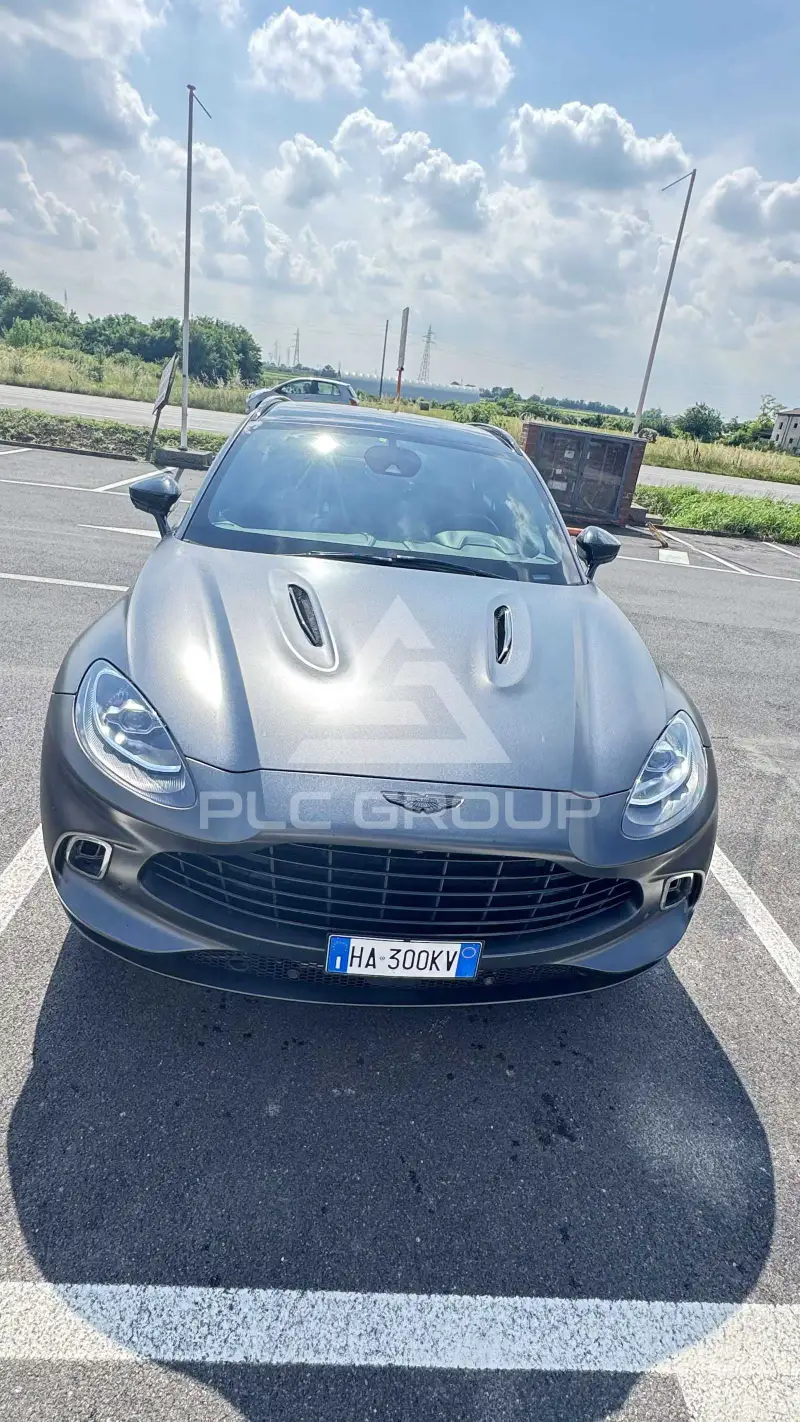 2021 Aston Martin DBX