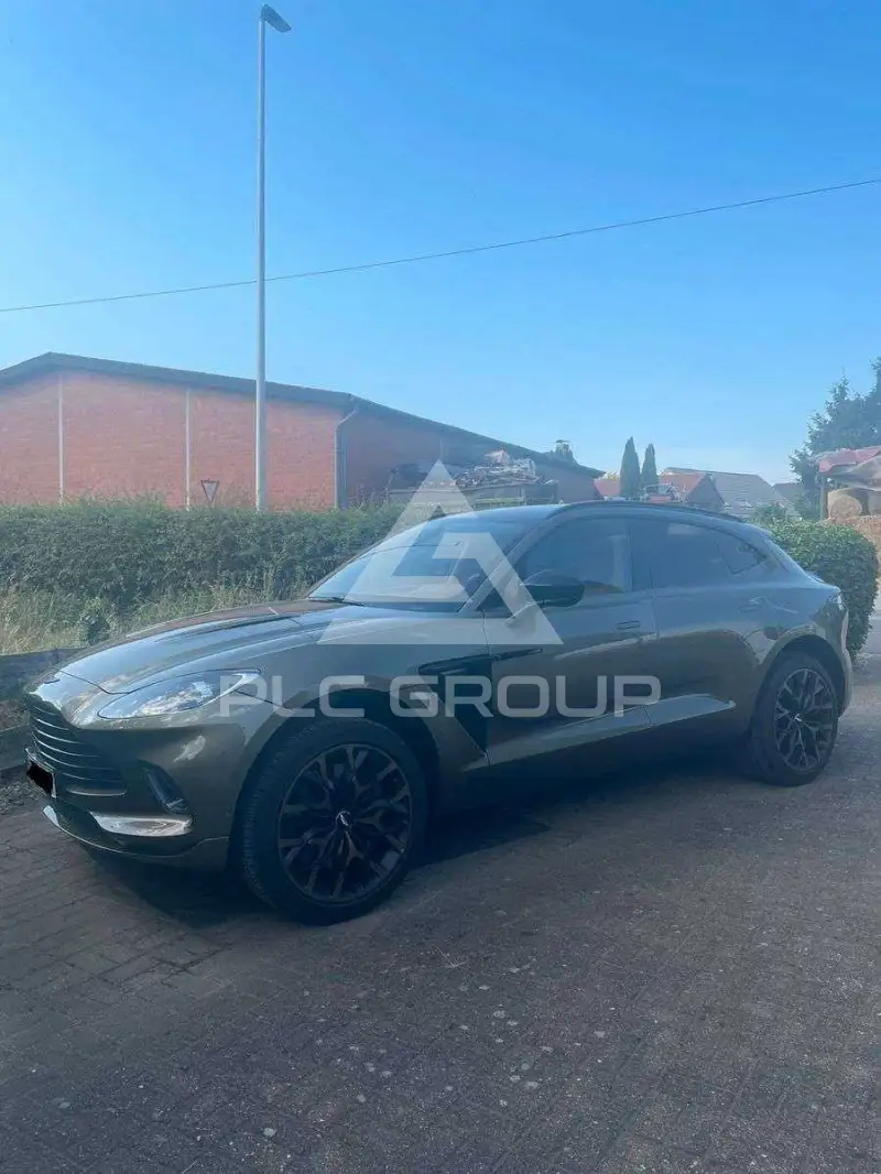 2021 Aston Martin DBX