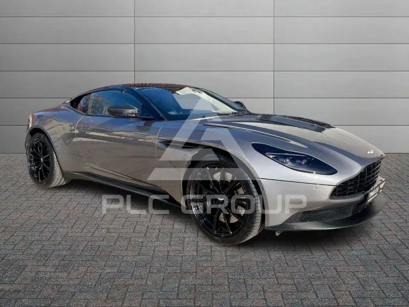 2021 Aston Martin DB11