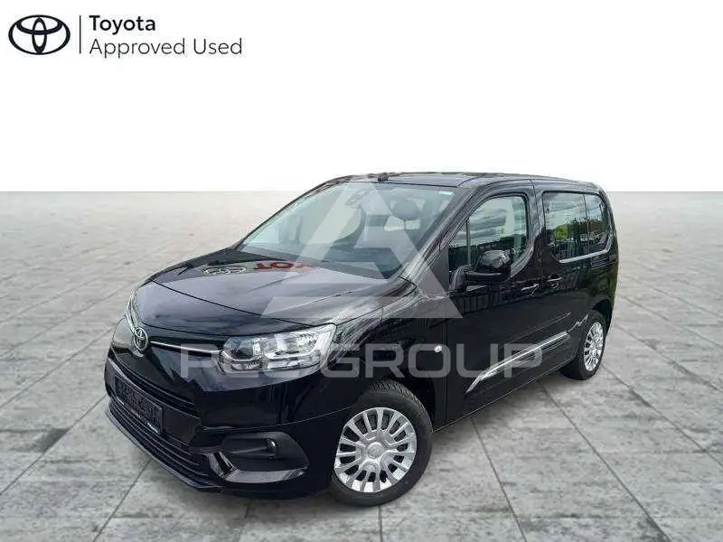 2021 Toyota VERSO