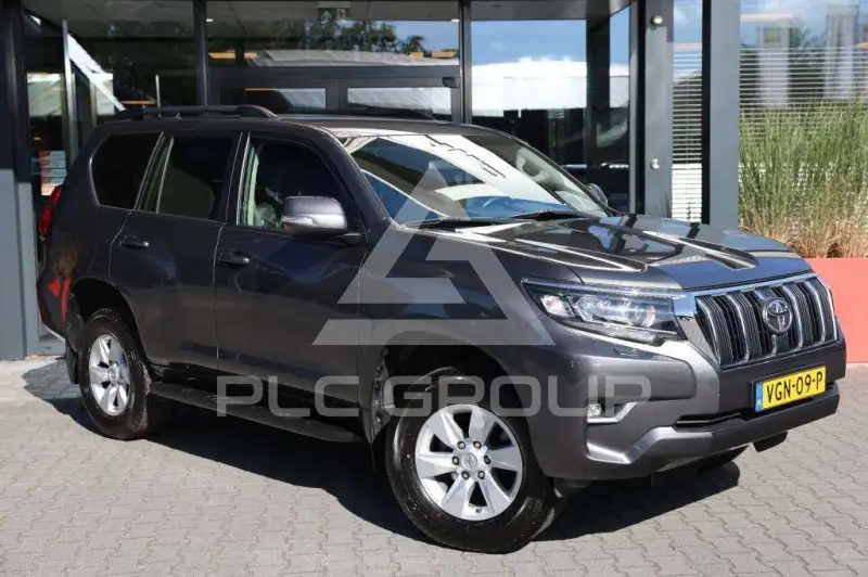 2021 Toyota LAND CRUISER