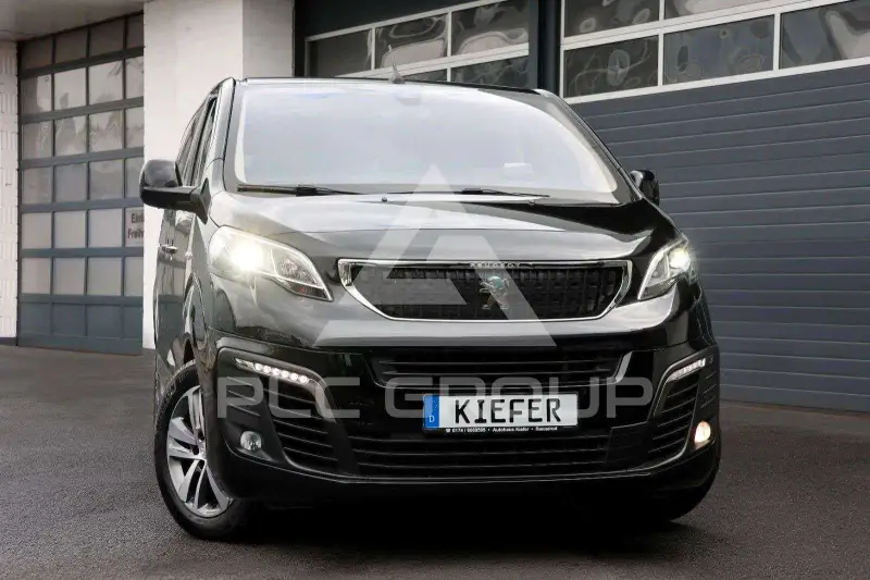 2021 Peugeot Traveller