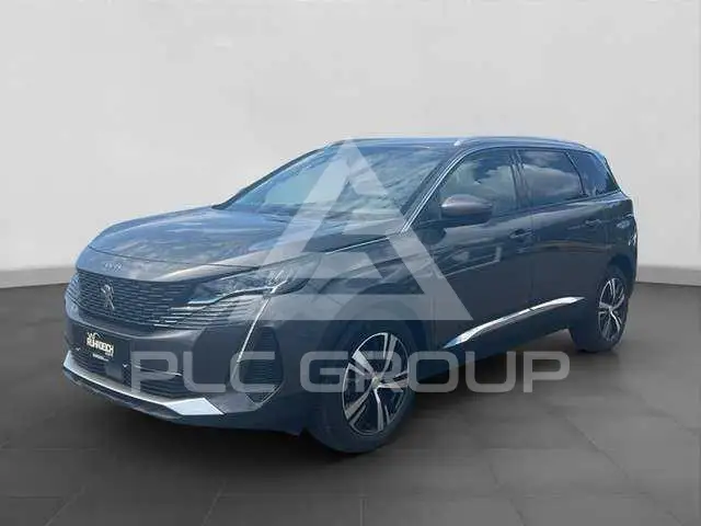 2021 Peugeot 5008