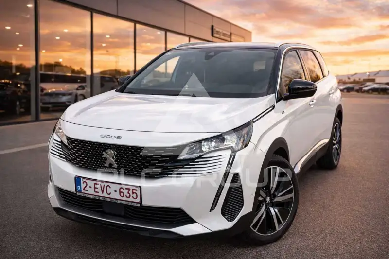2021 Peugeot 5008