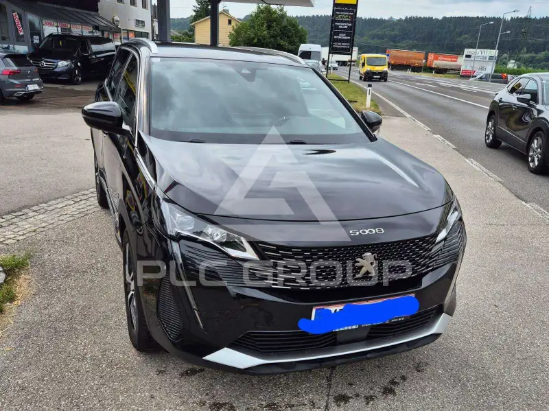 2021 Peugeot 5008
