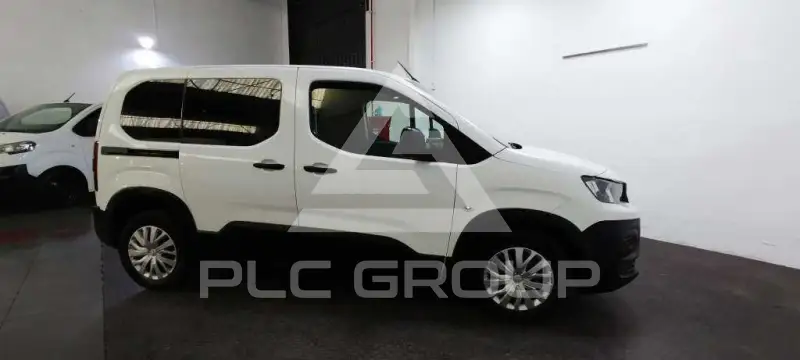 2021 Peugeot Rifter