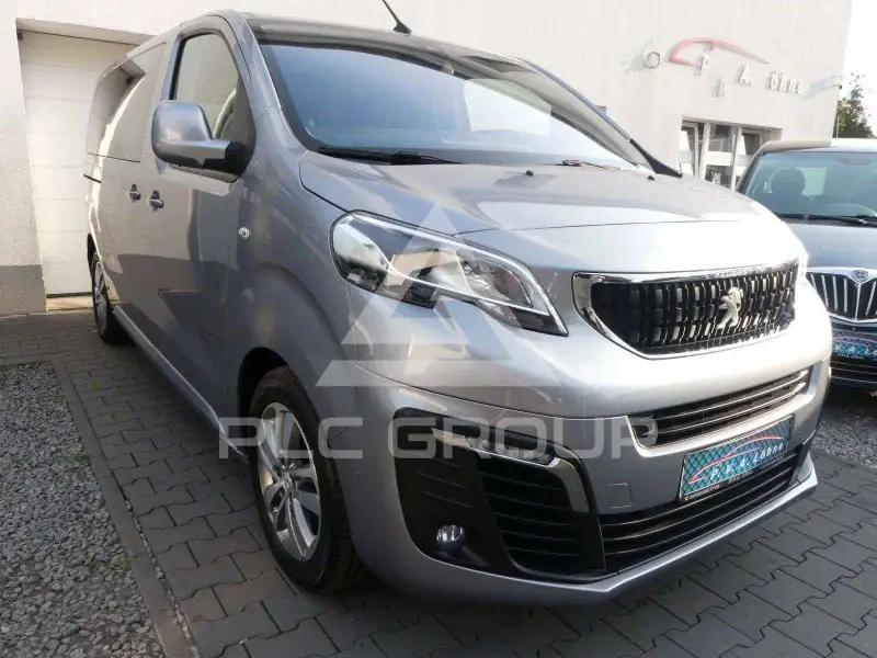 2021 Peugeot Traveller