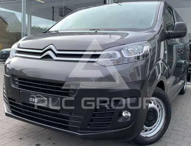 2021 Peugeot Traveller