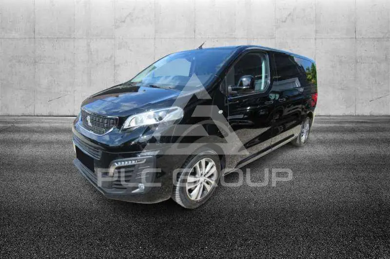 2021 Peugeot Traveller