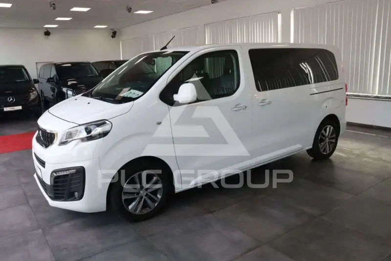 2021 Peugeot Traveller