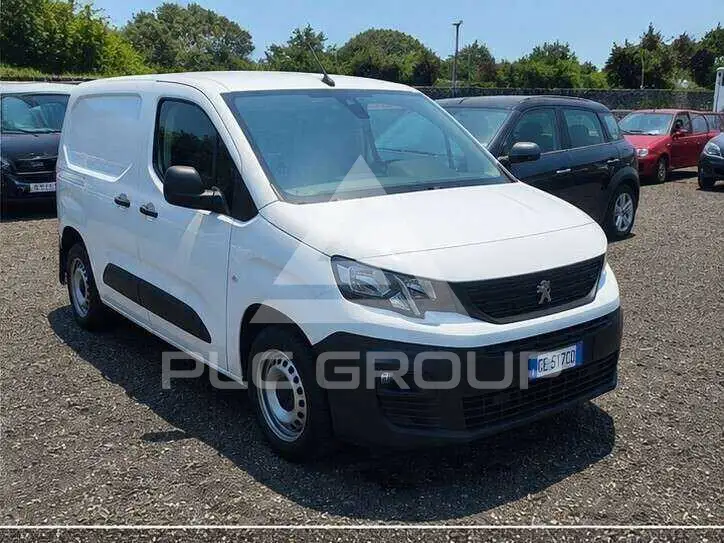 2021 Peugeot Partner