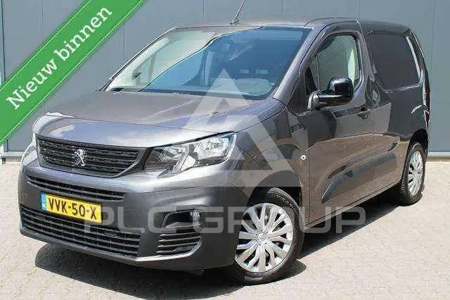 2021 Peugeot Partner