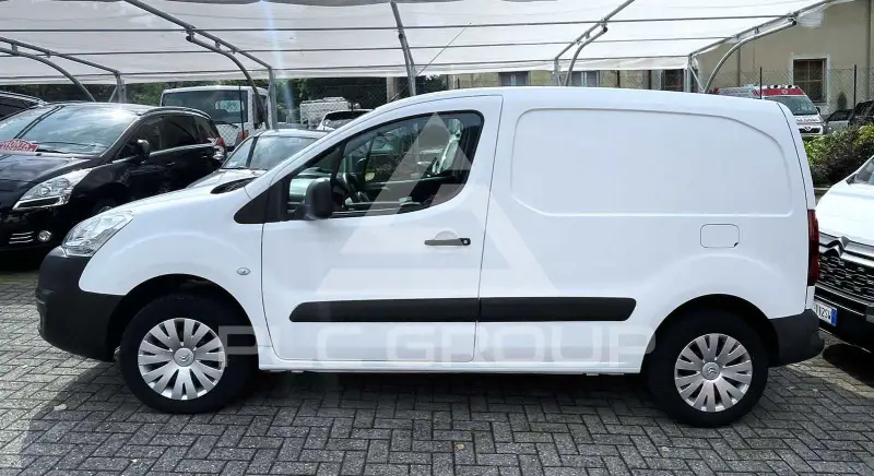 2021 Peugeot Partner
