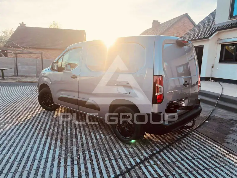 2021 Peugeot Partner