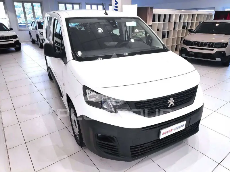 2021 Peugeot Partner