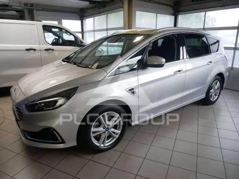 2021 Ford S-Max