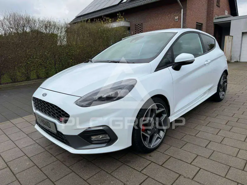 2021 Ford FIESTA