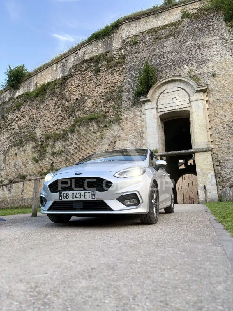 2021 Ford FIESTA