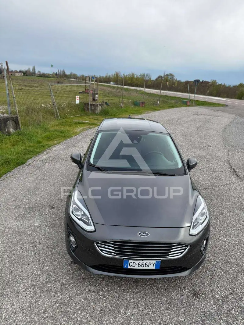 2021 Ford FIESTA