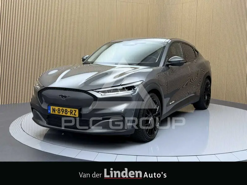 2021 Ford MUSTANG
