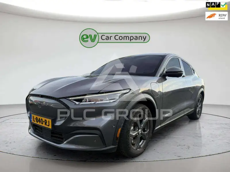 2021 Ford MUSTANG