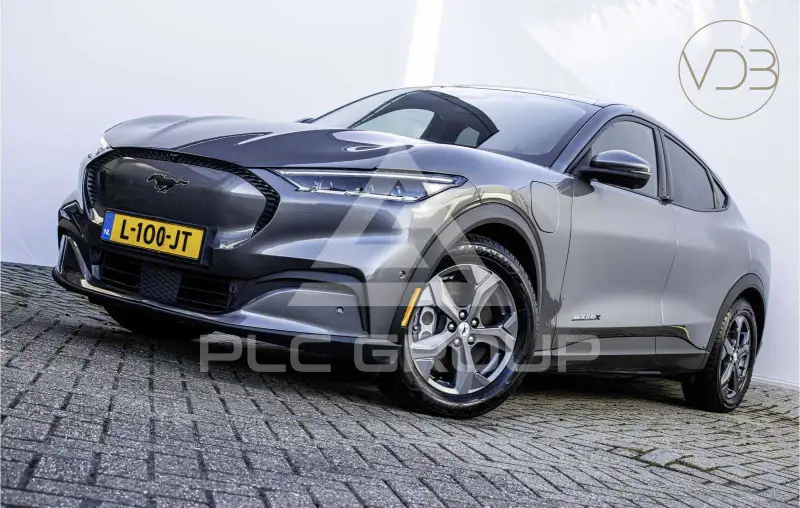 2021 Ford MUSTANG