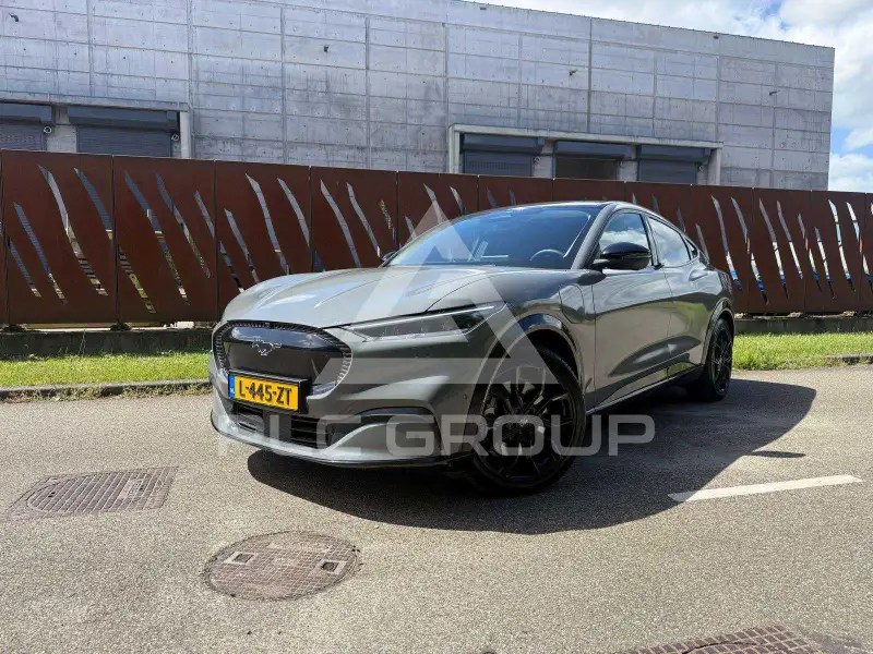 2021 Ford MUSTANG