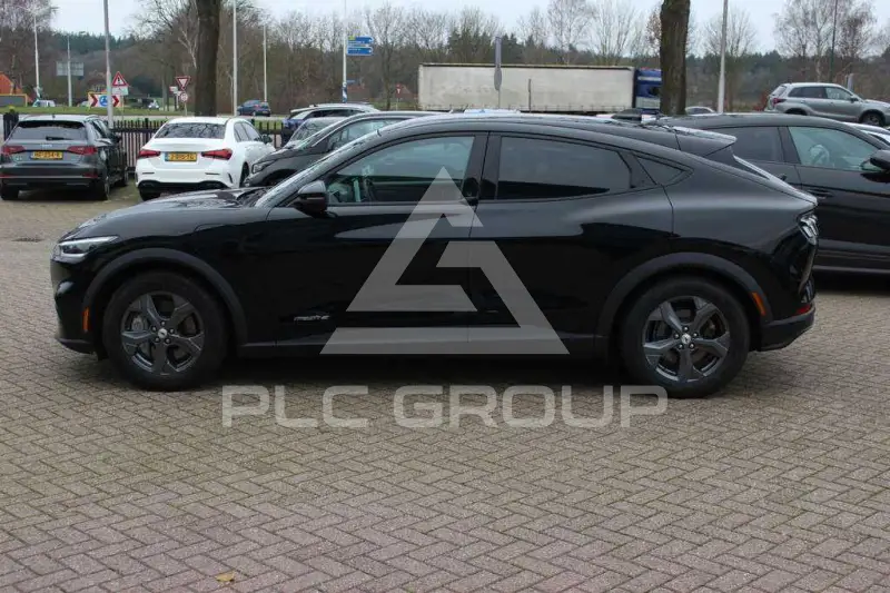 2021 Ford MUSTANG