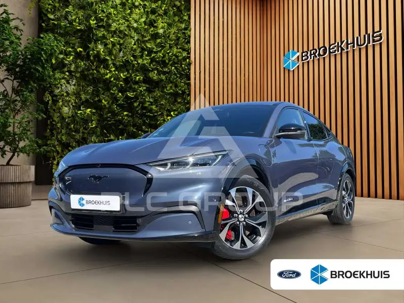 2021 Ford MUSTANG