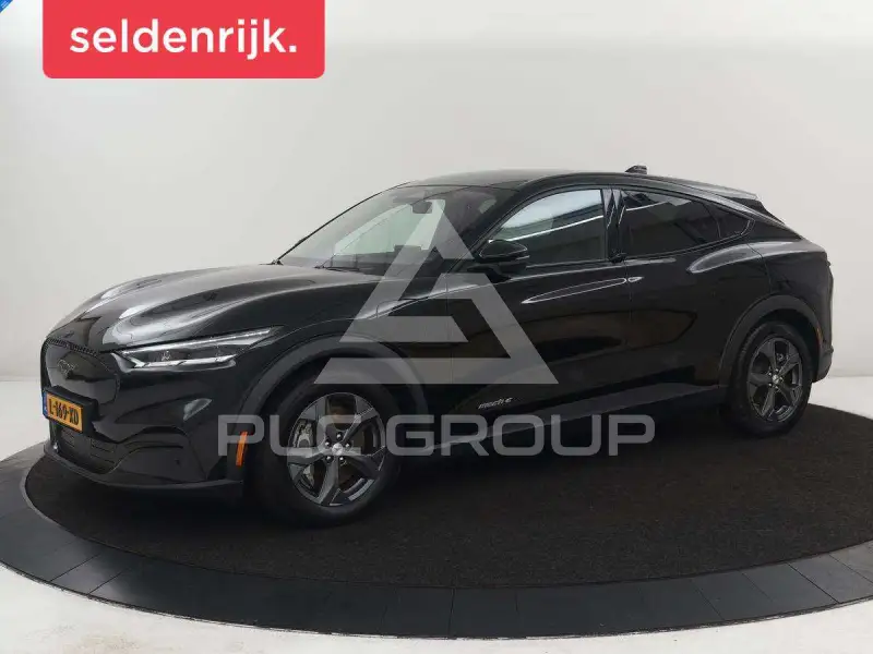 2021 Ford MUSTANG
