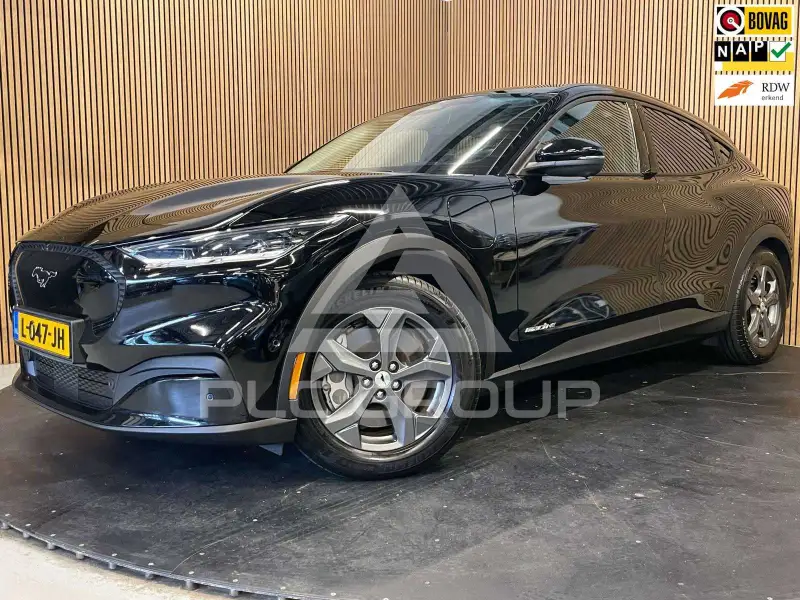 2021 Ford MUSTANG