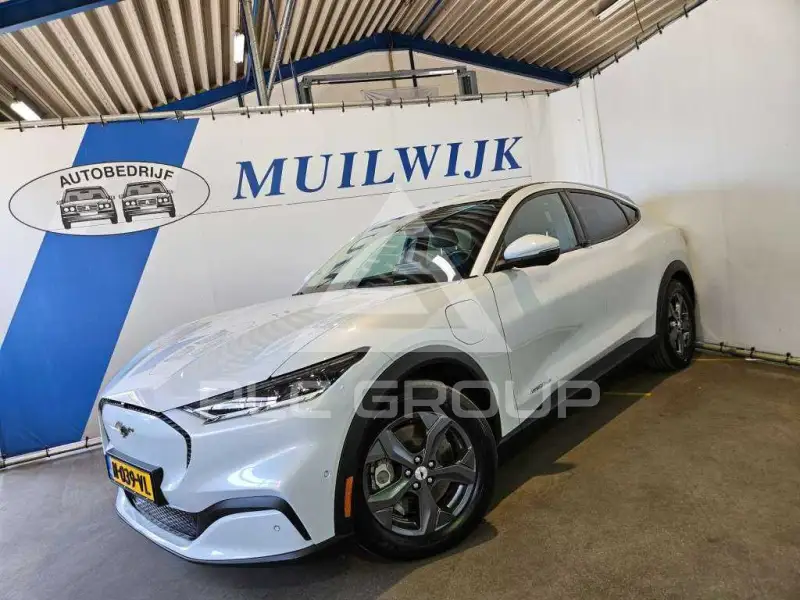 2021 Ford MUSTANG