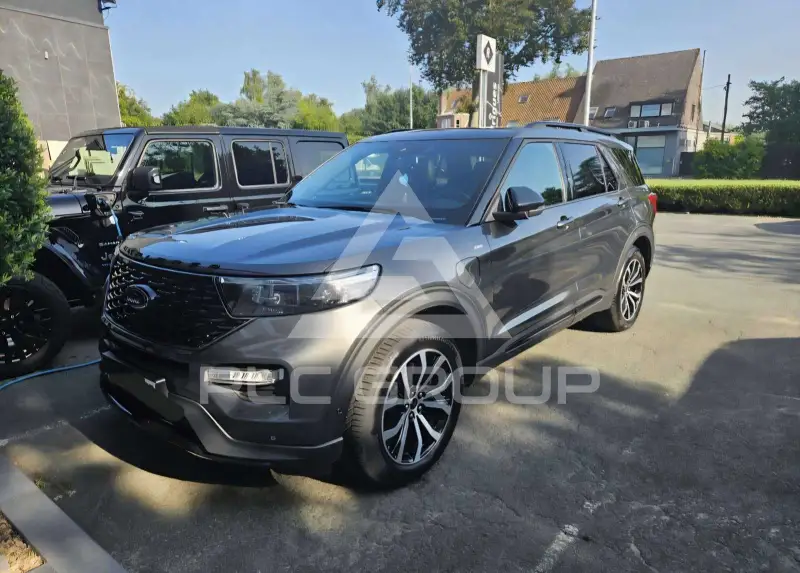 2021 Ford EXPLORER