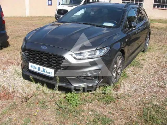 2021 Ford Mondeo