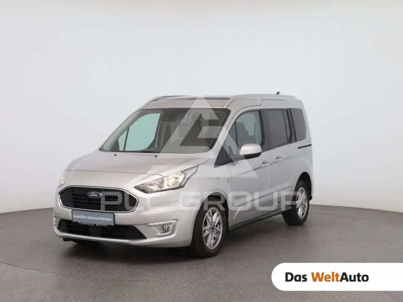 2021 Ford Tourneo