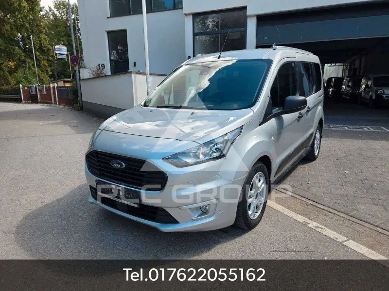 2021 Ford Tourneo