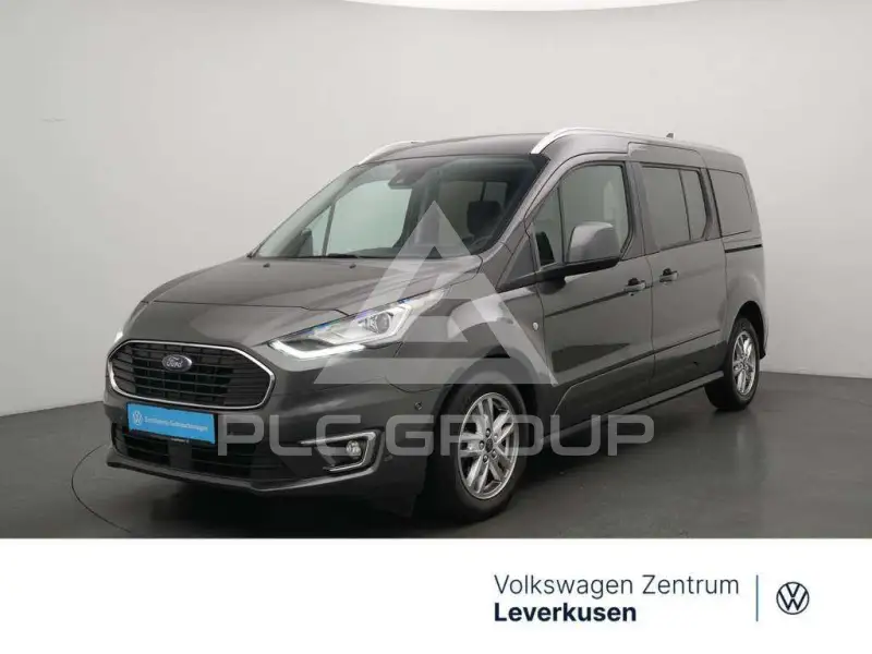 2021 Ford Tourneo