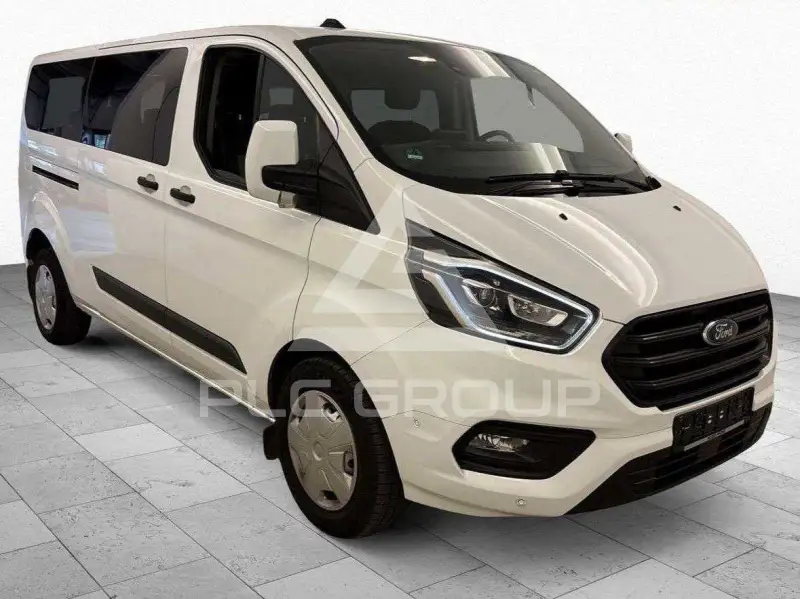 2021 Ford Tourneo