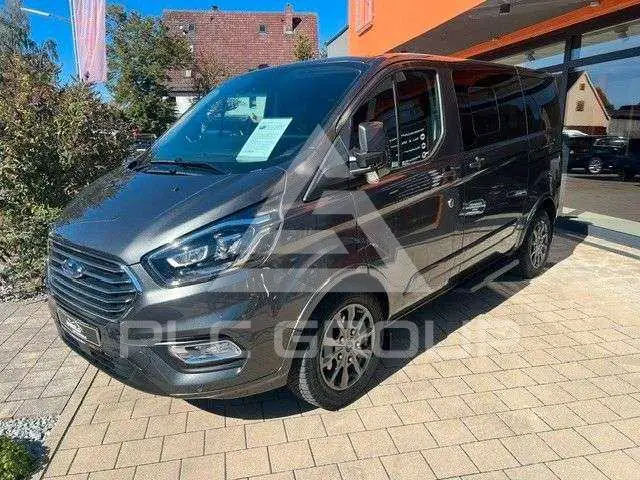 2021 Ford Tourneo