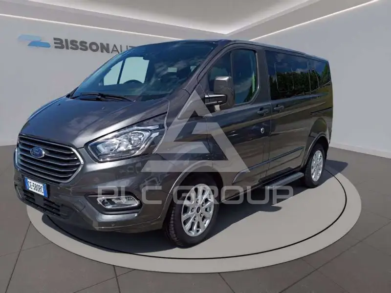 2021 Ford Tourneo