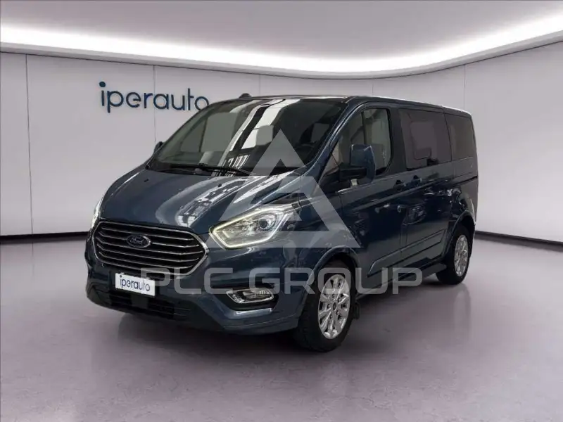 2021 Ford Tourneo